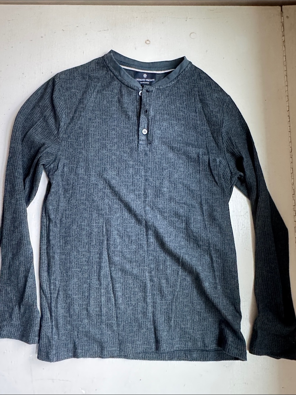 Club Room Men’s Charcoal Textured Henley Long Sleeve Shirt
